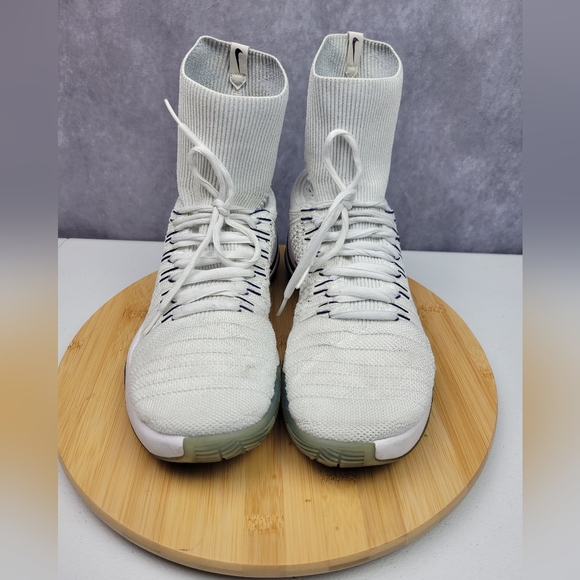 Nike Hyperdunk Flyknit USA Sneakers Mens 9.5 - Picture 4 of 13
